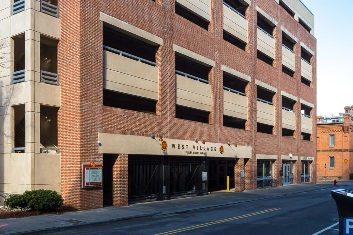 ダーラム100 Year Old Historic Brick 2Br Loft Large Patio1アパートメント エクステリア 写真