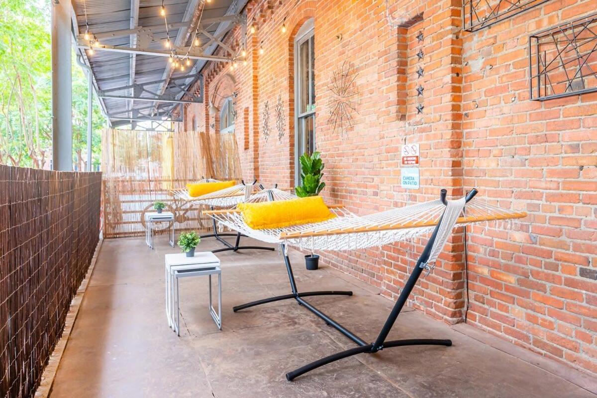 ダーラム100 Year Old Historic Brick 2Br Loft Large Patio1アパートメント エクステリア 写真